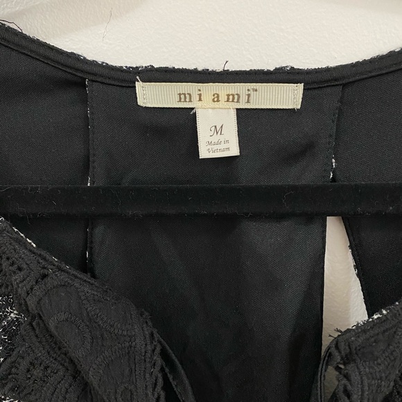 Francesca’s Black and White Dress Size Medium - Picture 6 of 6